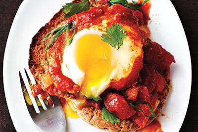 eggs-poached-in-curried-tomato-sauce